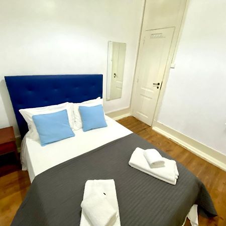 Relax Chiado 3 - Cute Little Double Room With Shared Bathroom Lisboa Exteriör bild