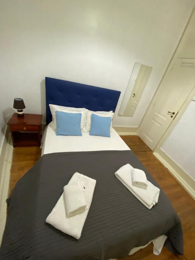 Relax Chiado 3 - Cute Little Double Room With Shared Bathroom Lisboa Exteriör bild